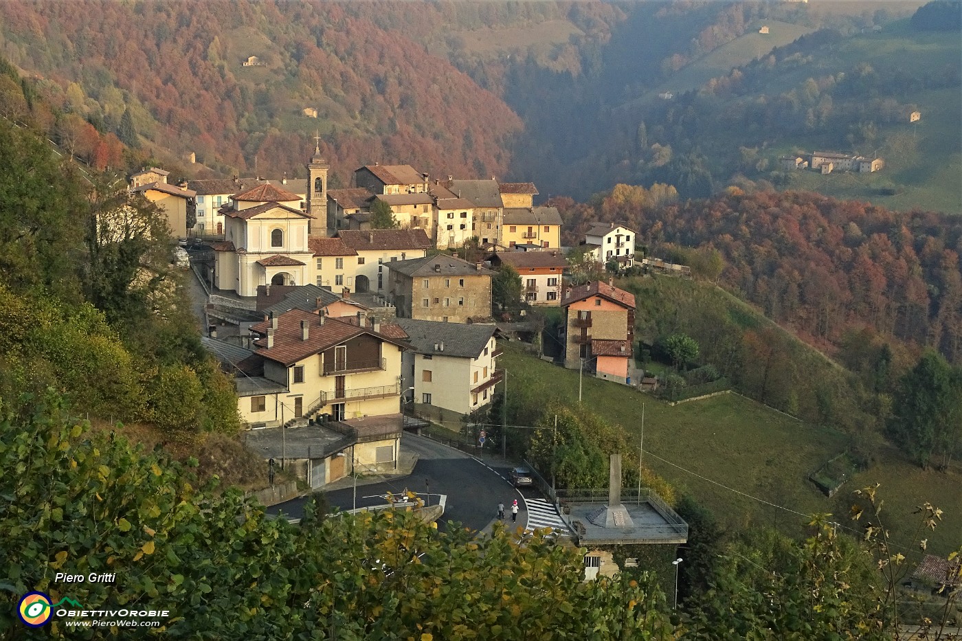 100 Rientriamo a Zorzone nel trado pomeriggio.JPG